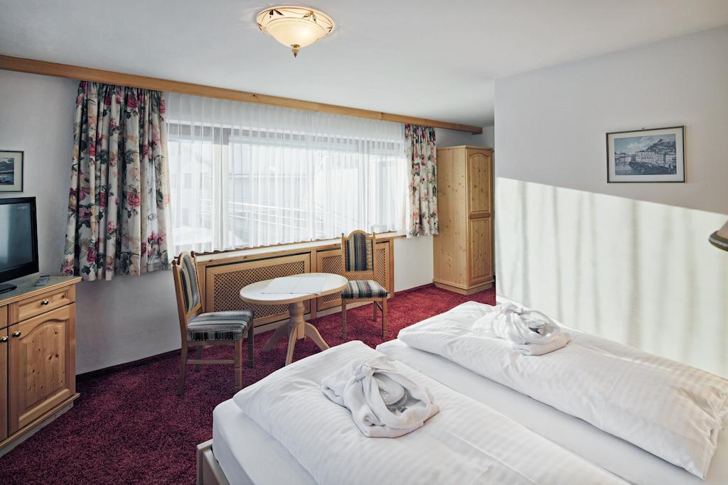 Hotel & Chalet Bellevue Lech am Arlberg Oda fotoğraf